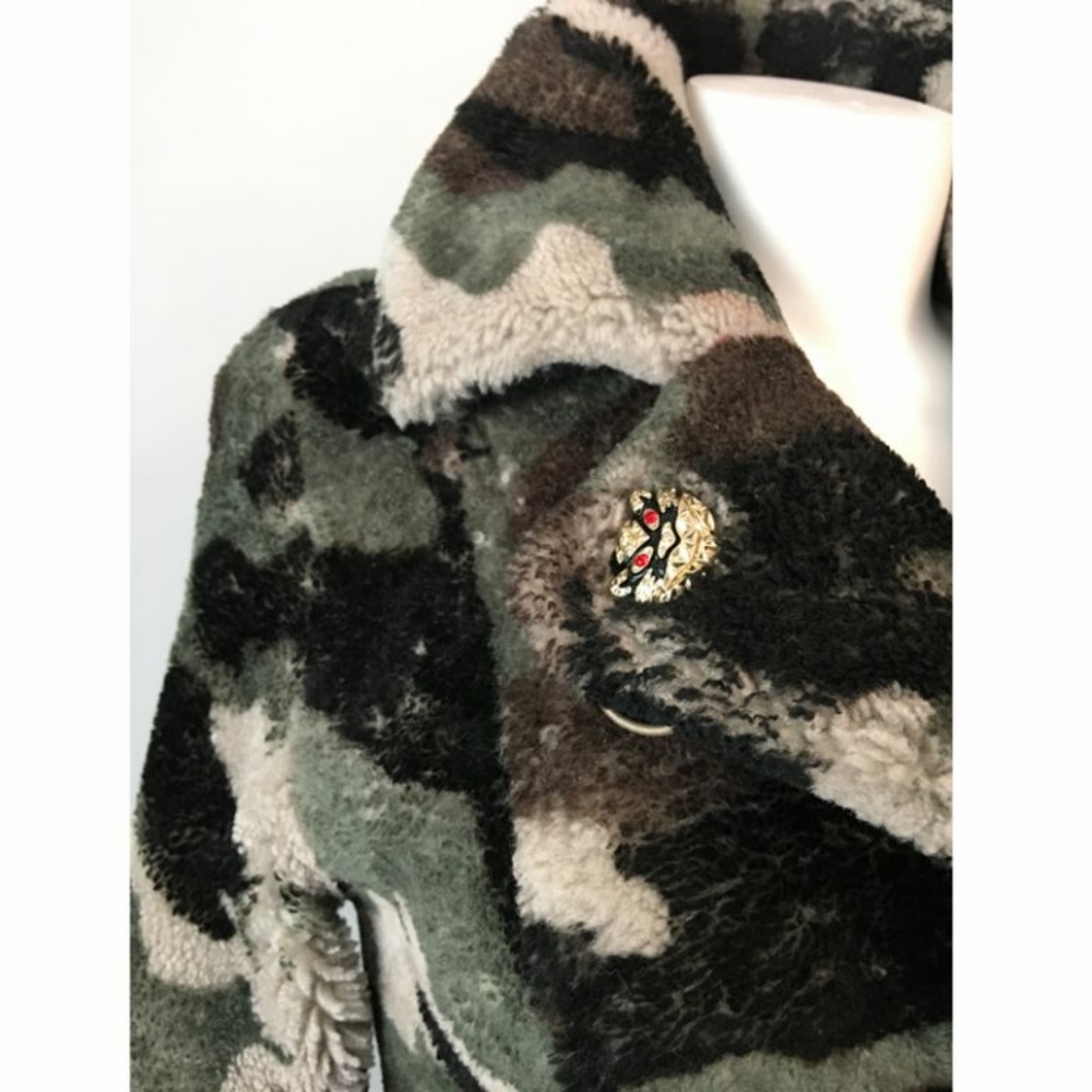 Winter coat - Picture 4 of 5